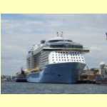 shipnov0251.jpg